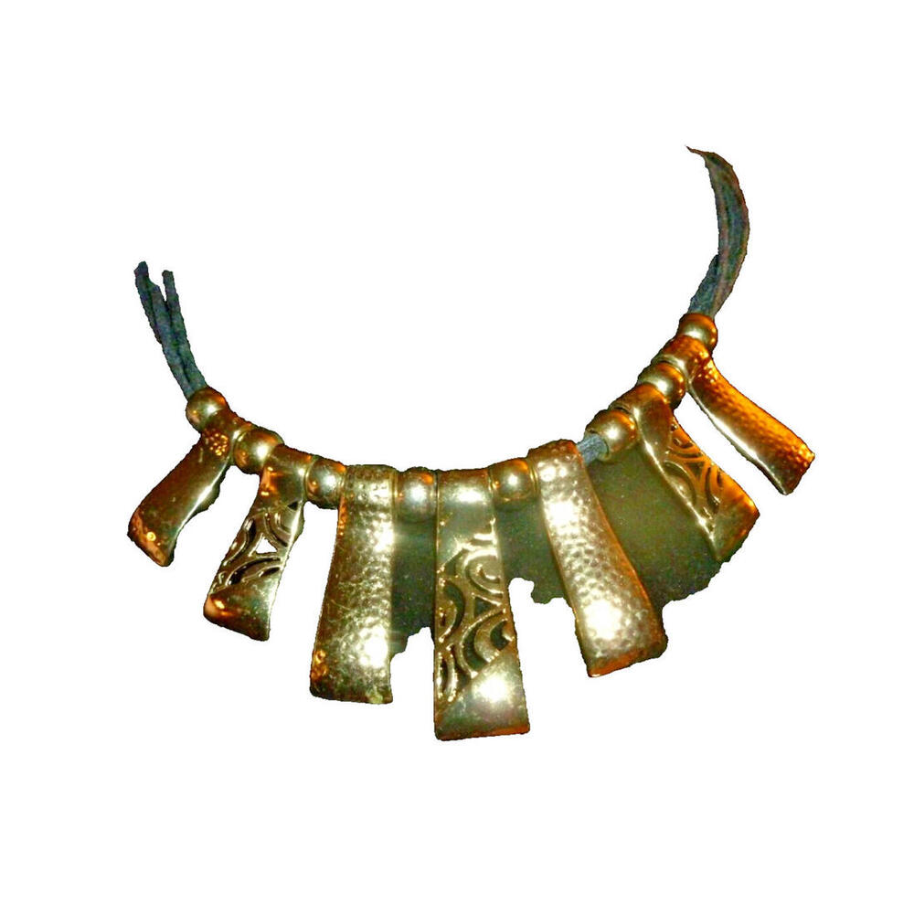 Erica Lyons Gold Tone Metal Hammered Necklace Vintage Statement Cord